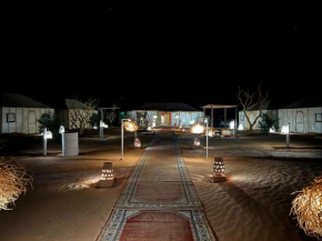 LUXURY CAMP